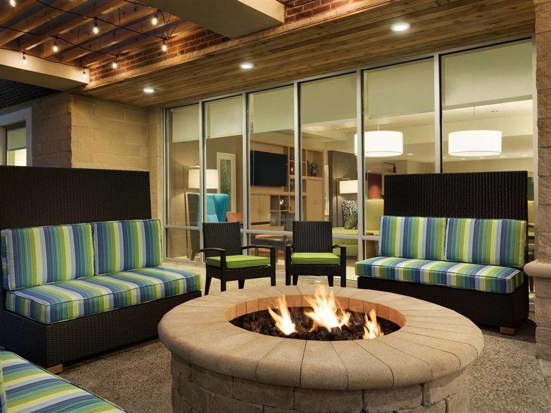 Home2 Suites By Hilton Middleburg Heights Cleveland Экстерьер фото